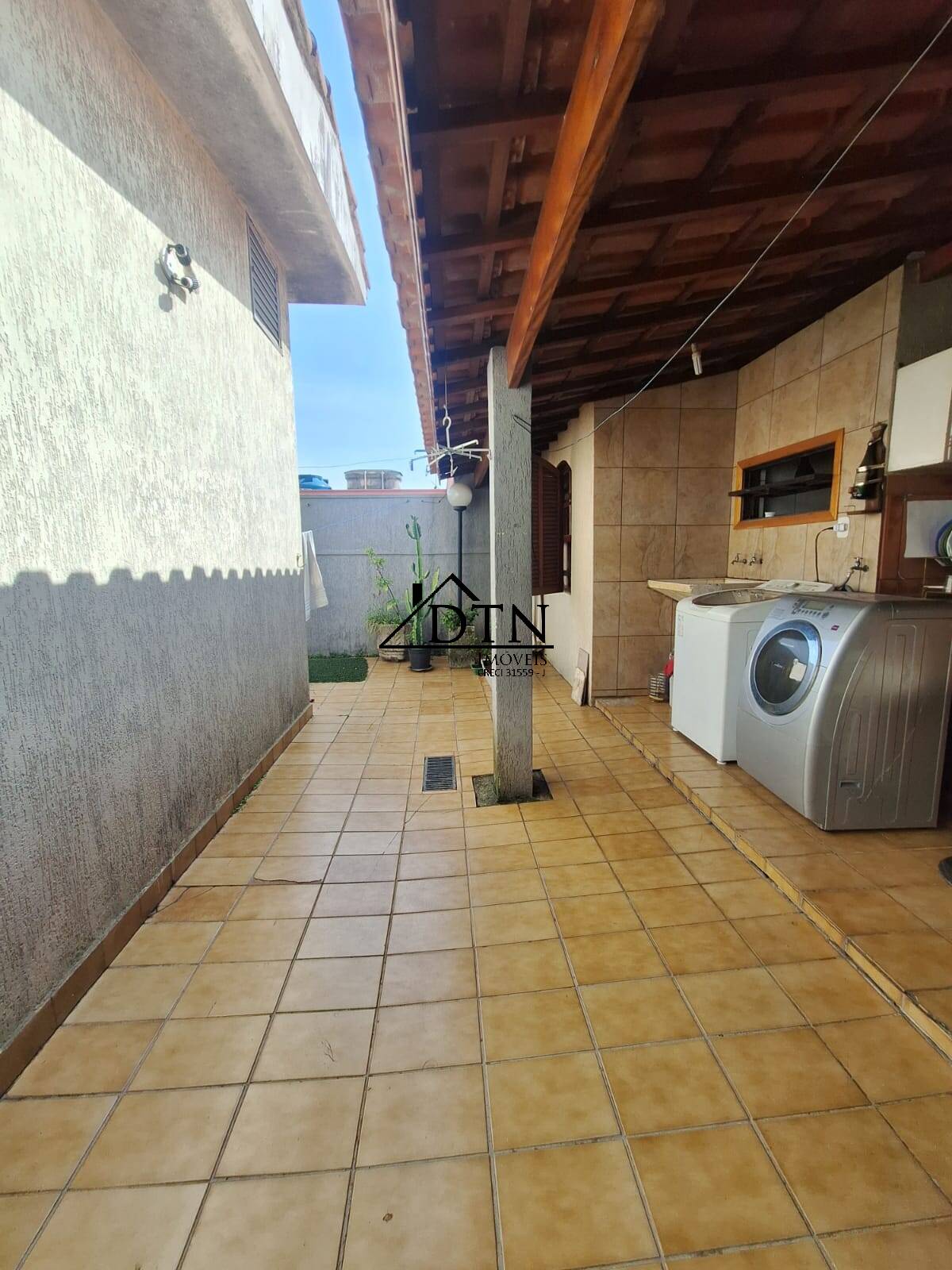 Casa à venda com 3 quartos, 153m² - Foto 27