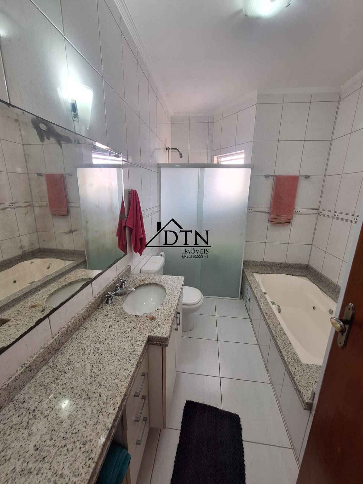 Casa à venda com 4 quartos, 186m² - Foto 11