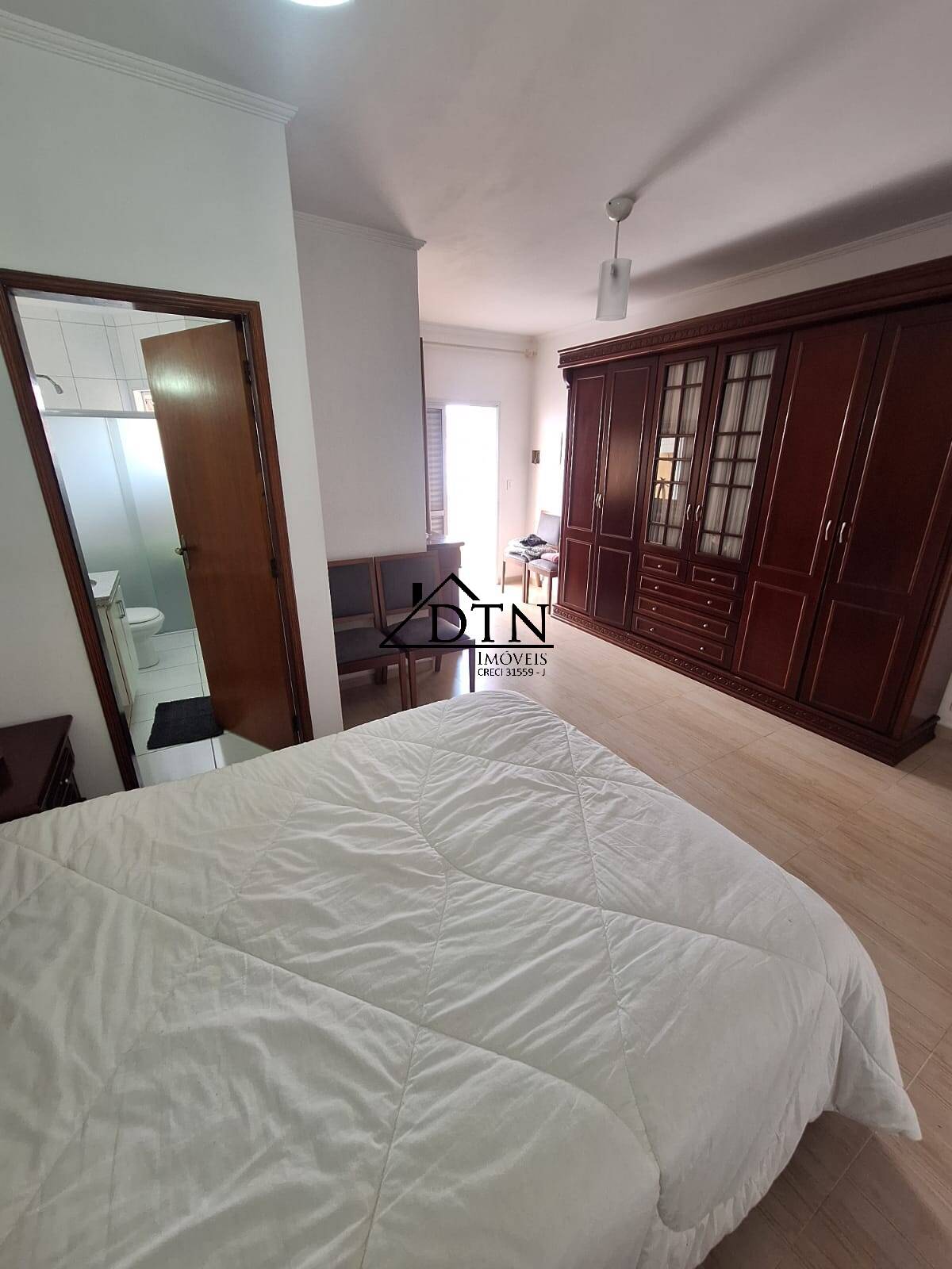 Casa à venda com 4 quartos, 186m² - Foto 10