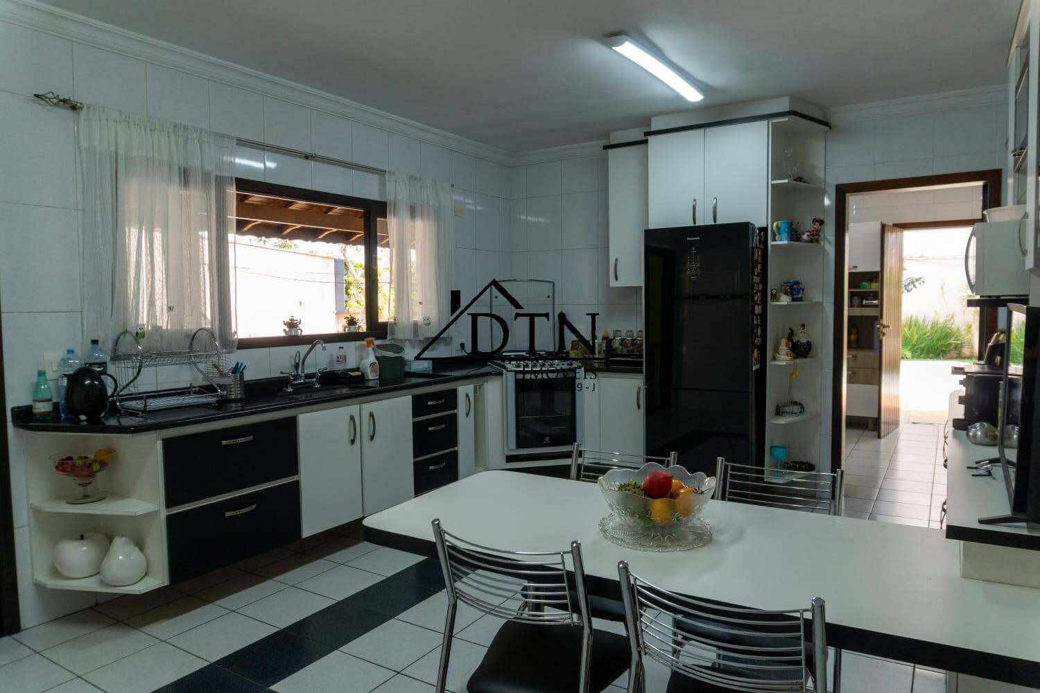 Sobrado à venda com 3 quartos, 338m² - Foto 14