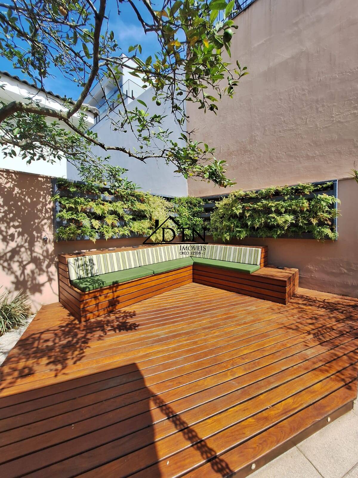 Sobrado à venda com 3 quartos, 338m² - Foto 23