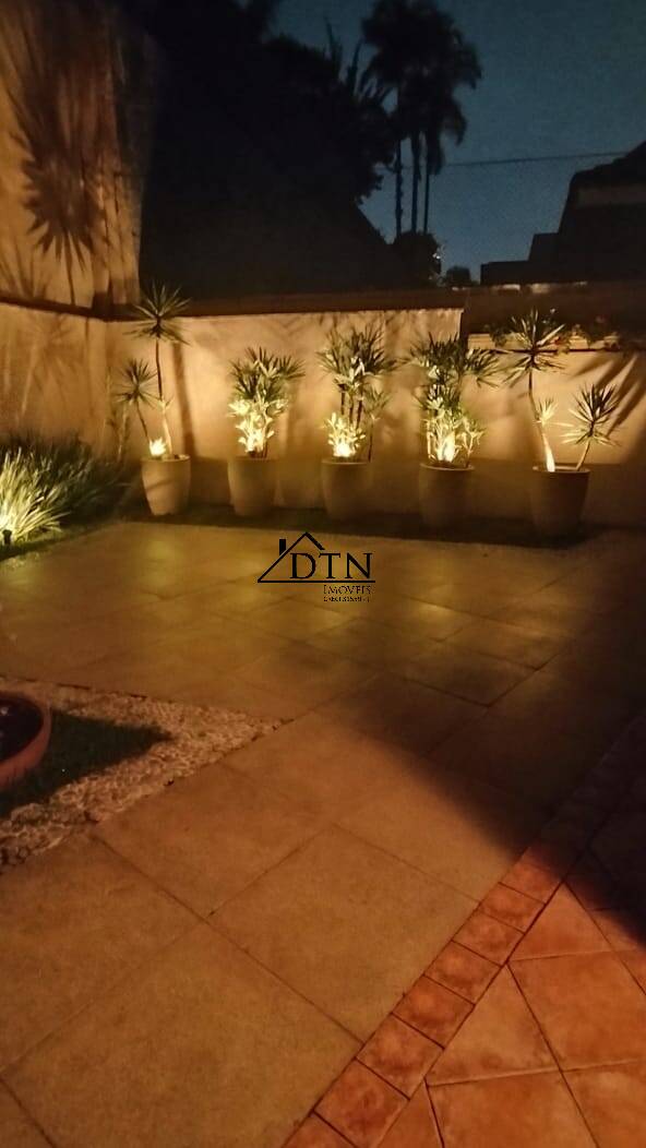 Sobrado à venda com 3 quartos, 338m² - Foto 25