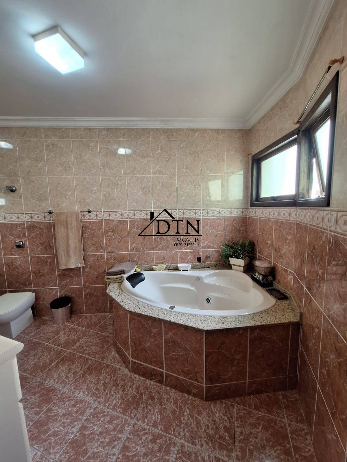 Sobrado à venda com 3 quartos, 338m² - Foto 29
