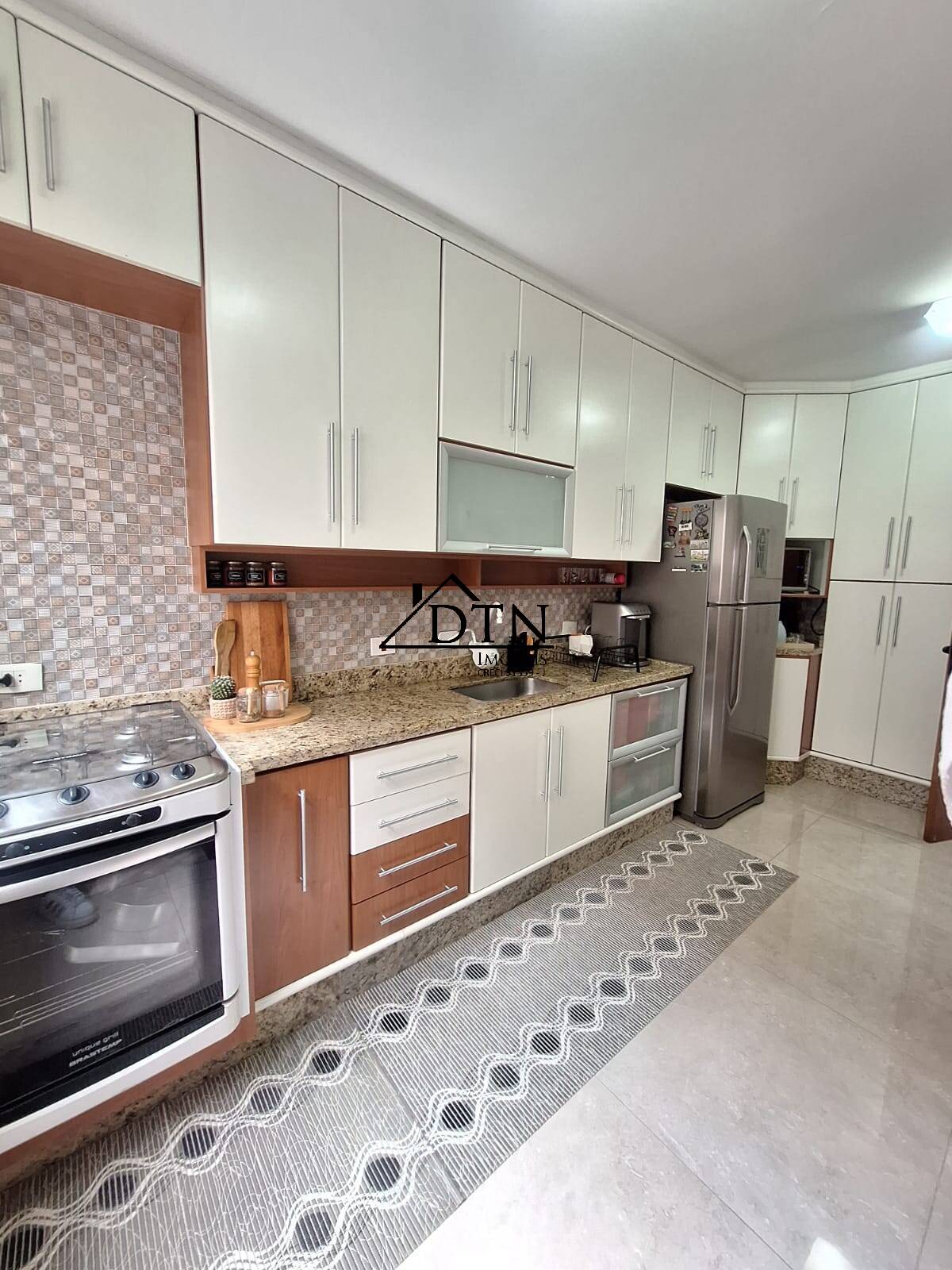 Apartamento à venda com 3 quartos, 98m² - Foto 12