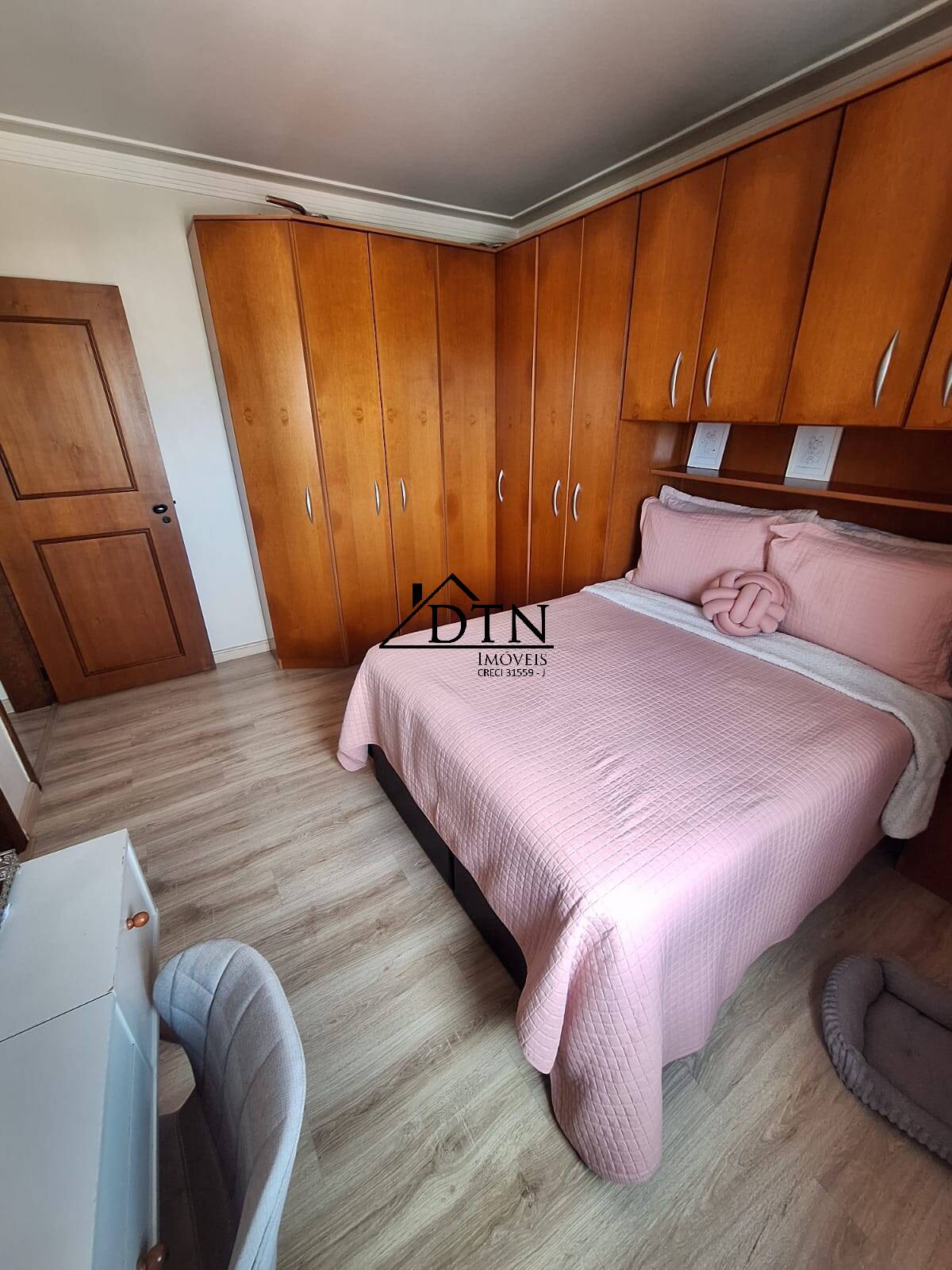 Apartamento à venda com 3 quartos, 98m² - Foto 22