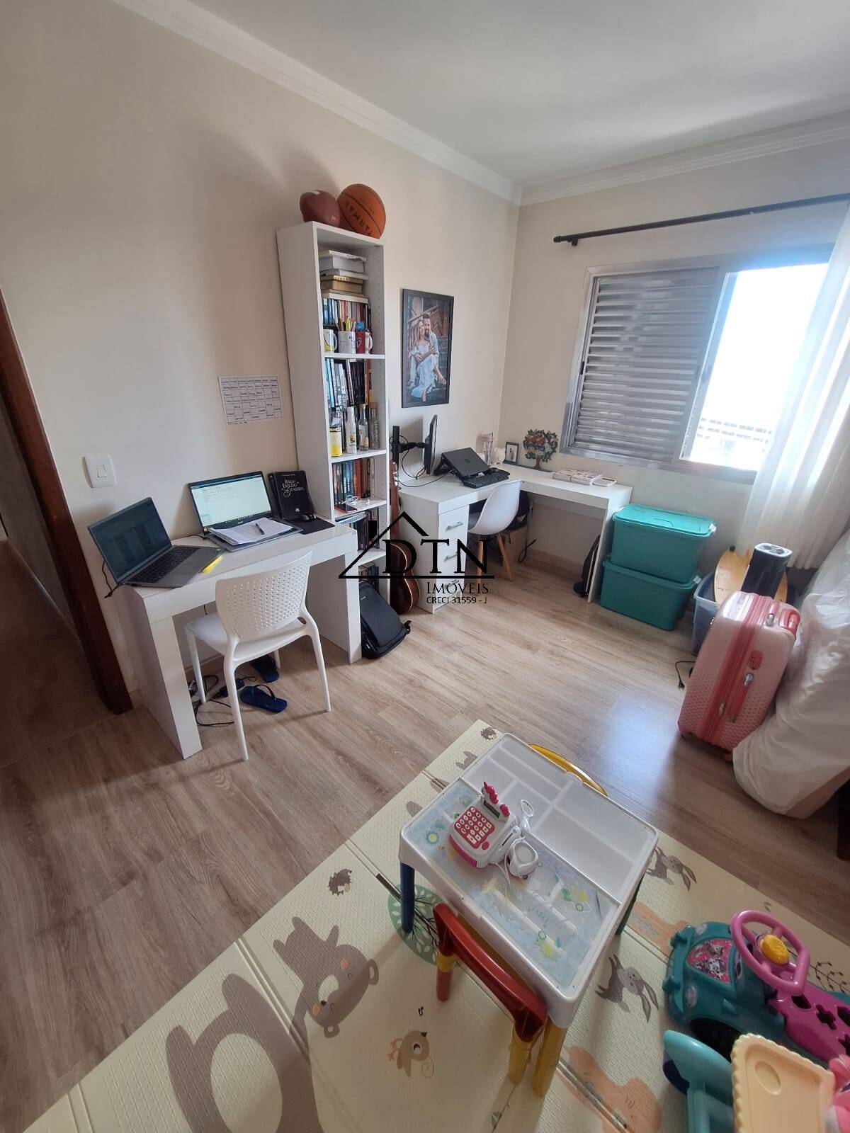 Apartamento à venda com 3 quartos, 98m² - Foto 31