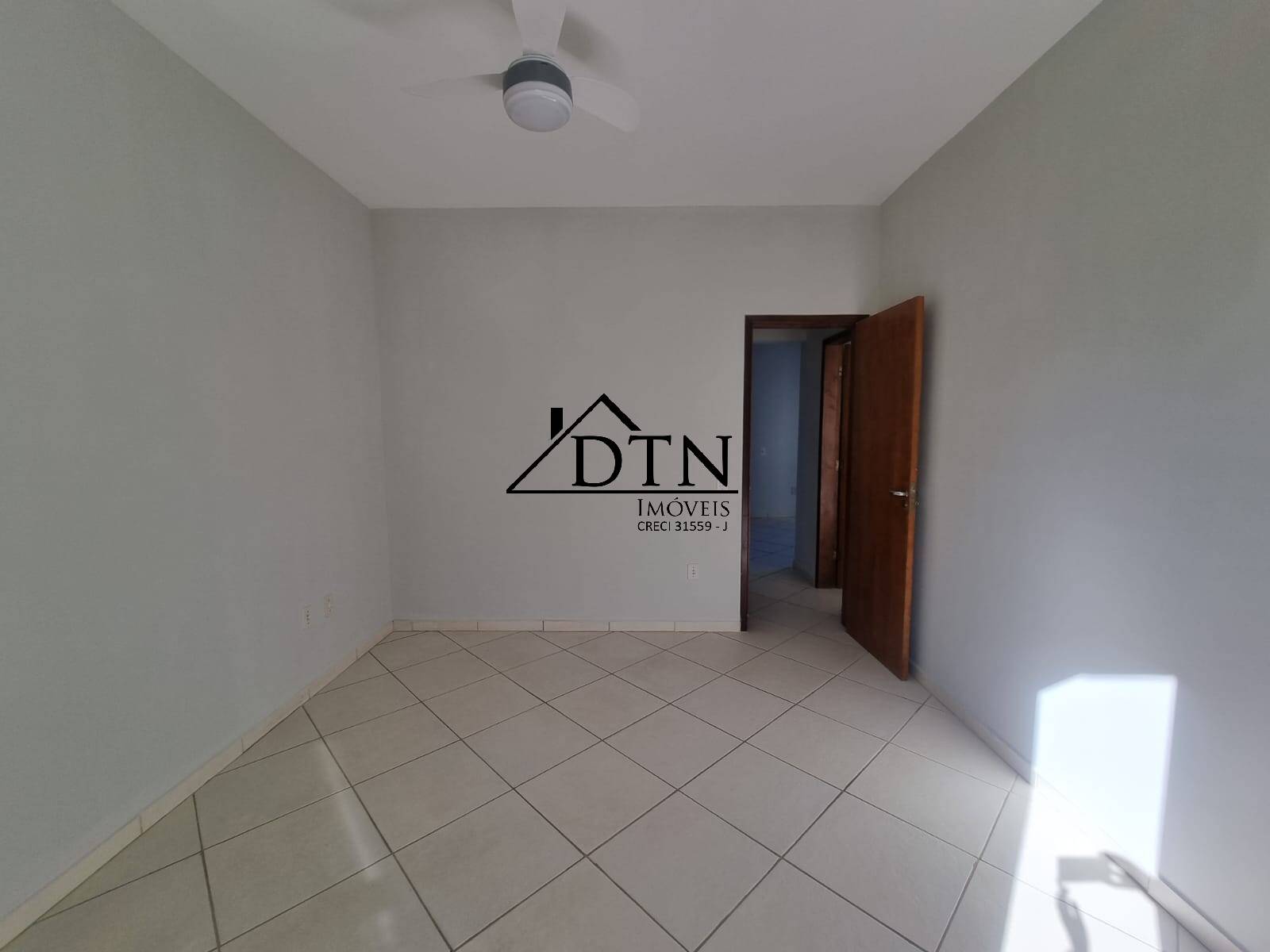 Apartamento à venda com 2 quartos - Foto 13